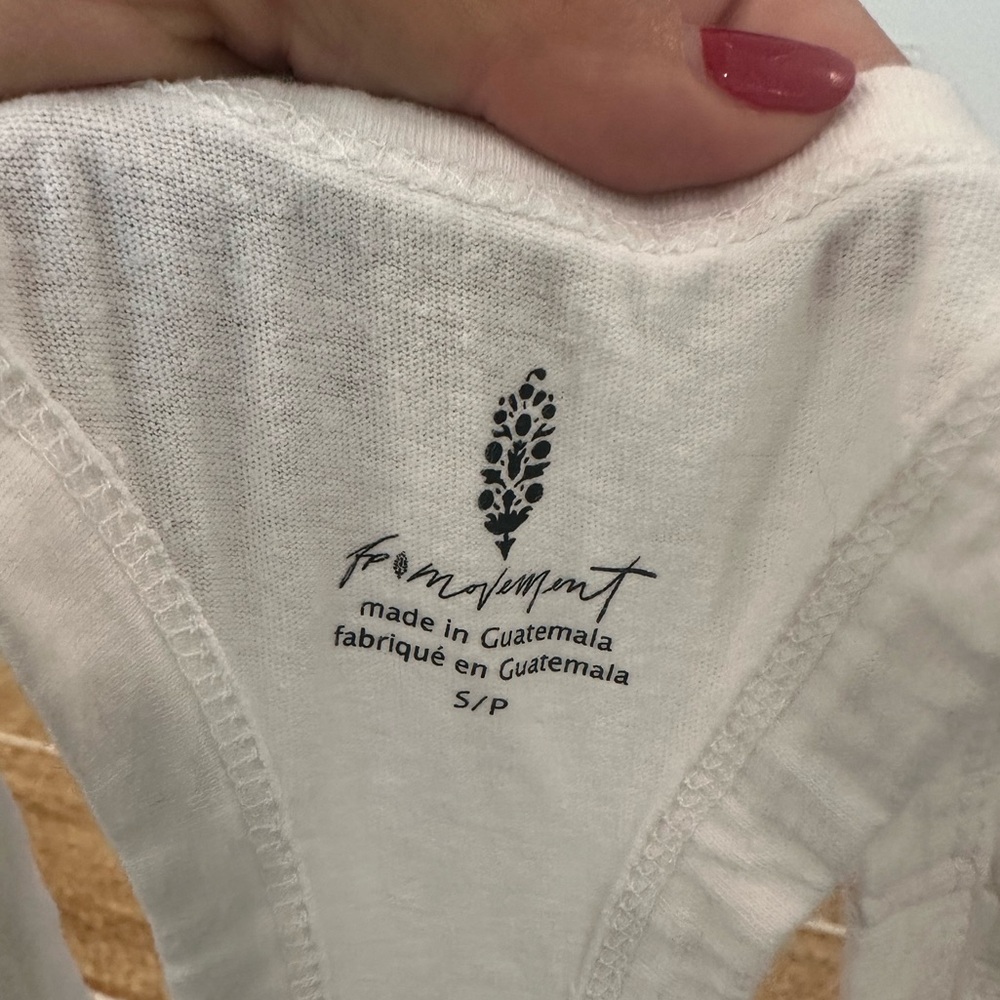 Flowy White FP Movement Tank